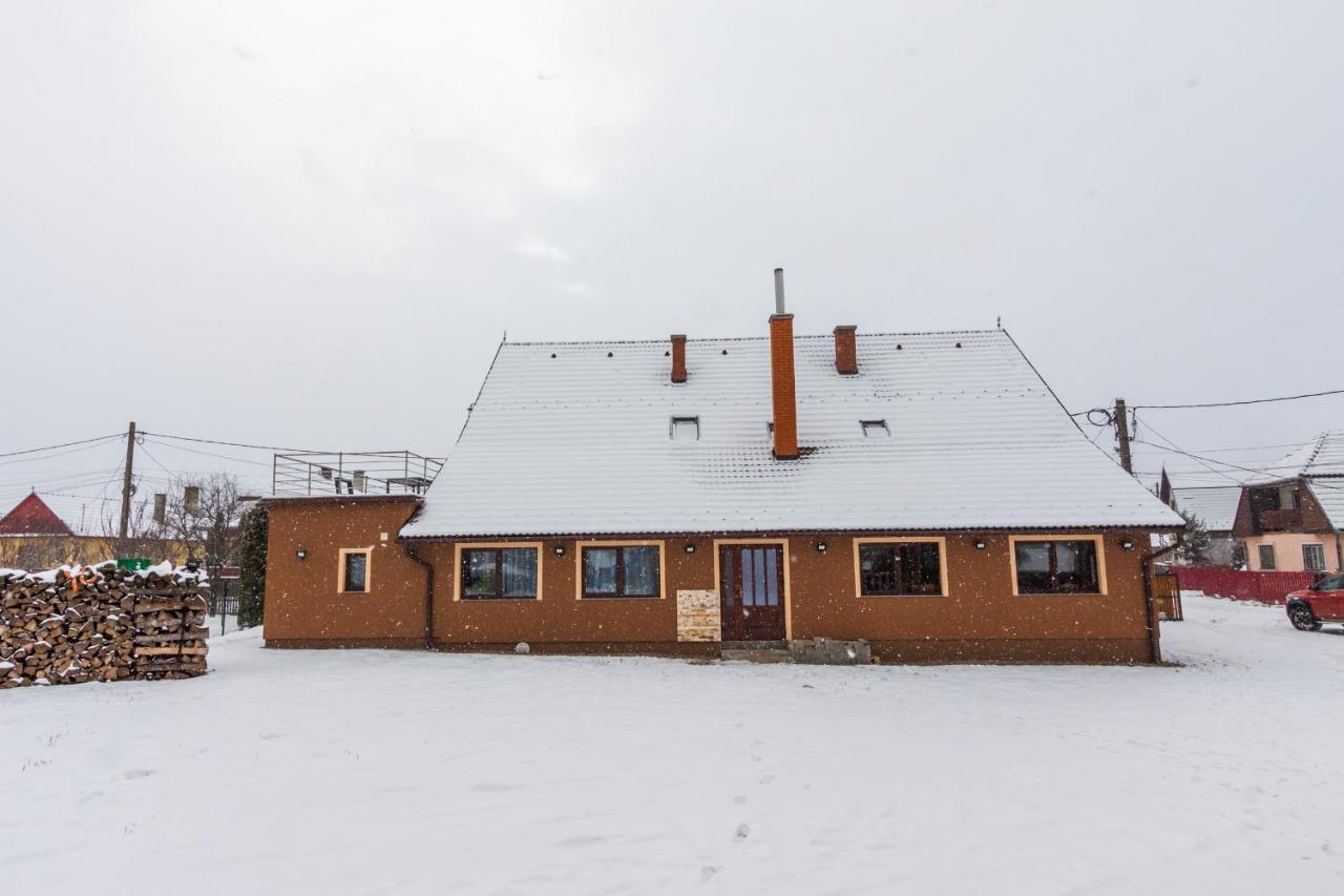 Erőss Kulcsosház Villa Szárhegy Kültér fotó